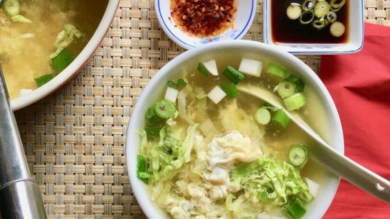Easy Egg Drop Soup with Cabbage