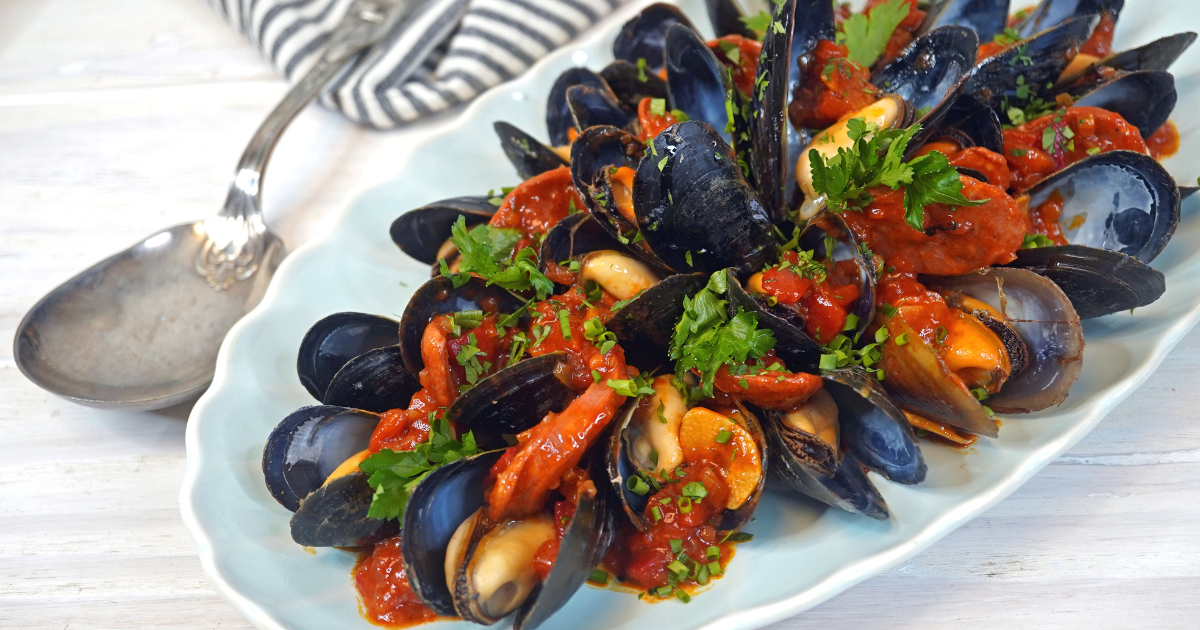 Iberian Mussels with Chorizo and White Wine